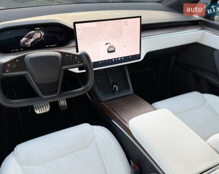 Серый Тесла Модель Х, объемом двигателя 0 л и пробегом 69 тыс. км за 40000 $, фото 22 на Automoto.ua