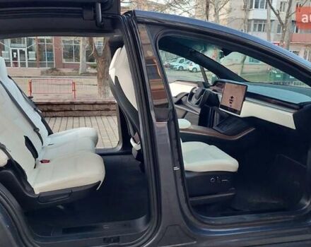 Серый Тесла Модель Х, объемом двигателя 0 л и пробегом 5 тыс. км за 52999 $, фото 52 на Automoto.ua