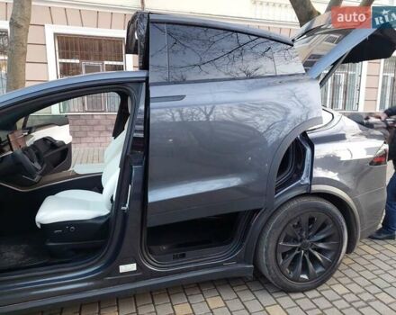 Серый Тесла Модель Х, объемом двигателя 0 л и пробегом 5 тыс. км за 52999 $, фото 73 на Automoto.ua