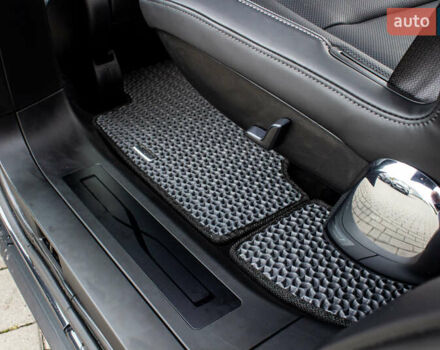 Сірий Тесла Модель Х, об'ємом двигуна 0 л та пробігом 10 тис. км за 70000 $, фото 44 на Automoto.ua