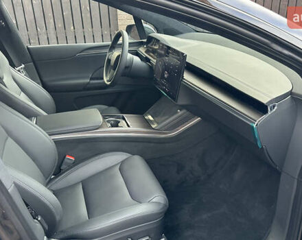 Серый Тесла Модель Х, объемом двигателя 0 л и пробегом 1 тыс. км за 70000 $, фото 34 на Automoto.ua