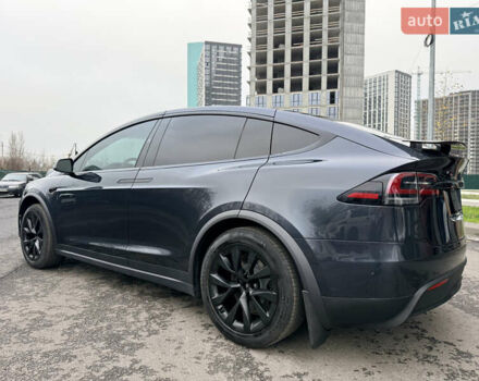 Серый Тесла Модель Х, объемом двигателя 0 л и пробегом 18 тыс. км за 56900 $, фото 9 на Automoto.ua