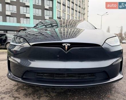 Серый Тесла Модель Х, объемом двигателя 0 л и пробегом 18 тыс. км за 56900 $, фото 2 на Automoto.ua