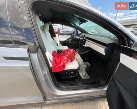 Тесла Модель Х 2025 у Рівному на Automoto.ua Сірий Тесла Модель Х, об'ємом двигуна 0 л та пробігом 12 тис. км за 42900 $, фото 36 на Automoto.ua