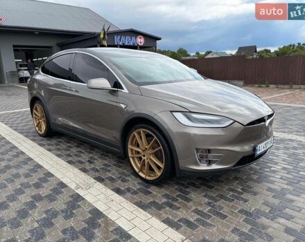 Сірий Тесла Модель Х, об'ємом двигуна 0 л та пробігом 140 тис. км за 17700 $, фото 1 на Automoto.ua