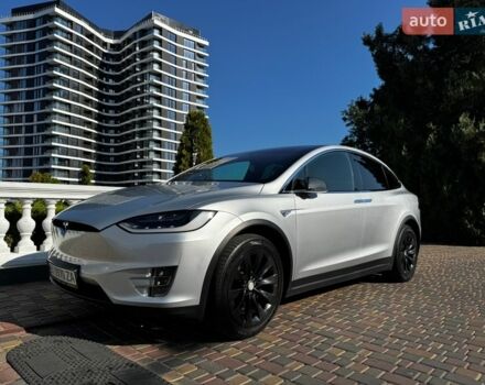 Сірий Тесла Модель Х, об'ємом двигуна 0 л та пробігом 228 тис. км за 18000 $, фото 1 на Automoto.ua