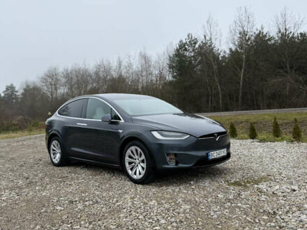 Сірий Тесла Модель Х, об'ємом двигуна 0 л та пробігом 112 тис. км за 21000 $, фото 1 на Automoto.ua