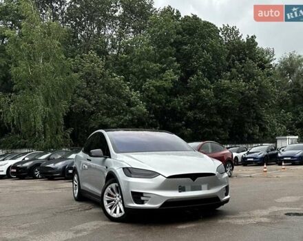 Сірий Тесла Модель Х, об'ємом двигуна 0 л та пробігом 111 тис. км за 24400 $, фото 1 на Automoto.ua