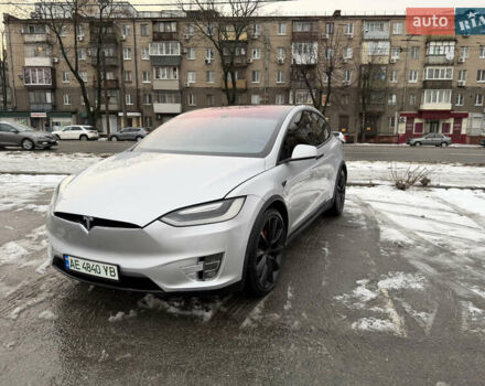 Серый Тесла Модель Х, объемом двигателя 0 л и пробегом 220 тыс. км за 23500 $, фото 1 на Automoto.ua