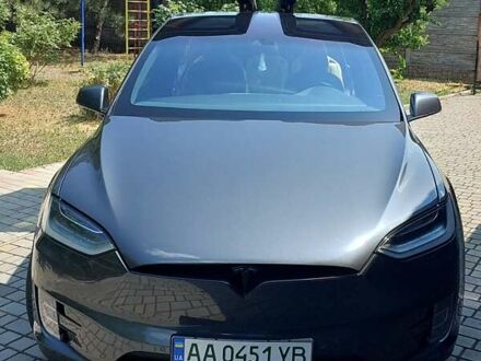 Серый Тесла Модель Х, объемом двигателя 0 л и пробегом 111 тыс. км за 22300 $, фото 1 на Automoto.ua