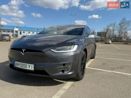Серый Тесла Модель Х, объемом двигателя 0 л и пробегом 230 тыс. км за 23500 $, фото 1 на Automoto.ua