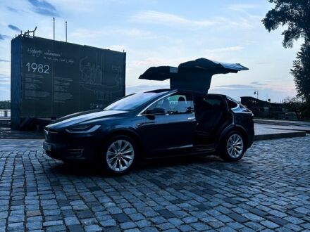 Сірий Тесла Модель Х, об'ємом двигуна 0 л та пробігом 132 тис. км за 18500 $, фото 1 на Automoto.ua