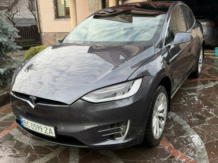 Серый Тесла Модель Х, объемом двигателя 0 л и пробегом 256 тыс. км за 21000 $, фото 1 на Automoto.ua