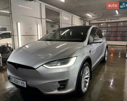 Сірий Тесла Модель Х, об'ємом двигуна 0 л та пробігом 215 тис. км за 22500 $, фото 1 на Automoto.ua