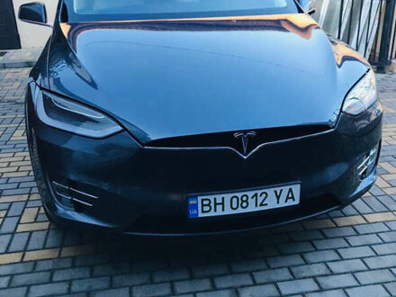 Тесла Модель Х 2018 у Одесі на Automoto.ua Сірий Тесла Модель Х, об'ємом двигуна 0 л та пробігом 70 тис. км за 42500 $, фото 1 на Automoto.ua