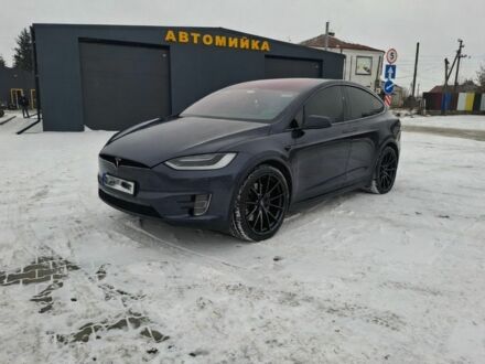 Серый Тесла Модель Х, объемом двигателя 0 л и пробегом 148 тыс. км за 28000 $, фото 1 на Automoto.ua