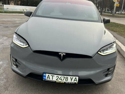 Серый Тесла Модель Х, объемом двигателя 0 л и пробегом 122 тыс. км за 22500 $, фото 1 на Automoto.ua