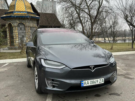 Тесла Модель Х 2018 у Києві на Automoto.ua Сірий Тесла Модель Х, об'ємом двигуна 0 л та пробігом 53 тис. км за 47999 $, фото 1 на Automoto.ua