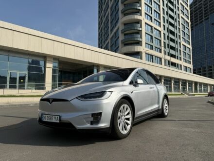 Сірий Тесла Модель Х, об'ємом двигуна 0 л та пробігом 90 тис. км за 45000 $, фото 1 на Automoto.ua