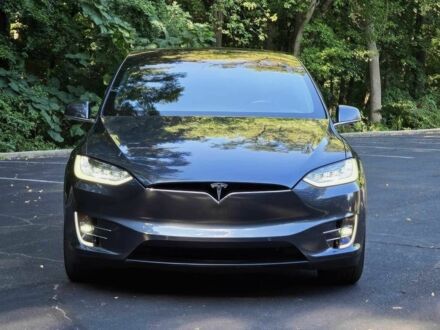Тесла Модель Х 2018 у Києві на Automoto.ua Сірий Тесла Модель Х, об'ємом двигуна 0 л та пробігом 100 тис. км за 12300 $, фото 1 на Automoto.ua