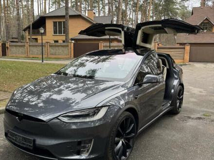 Тесла Модель Х 2019 в Чернигове на Automoto.ua Серый Тесла Модель Х, объемом двигателя 0 л и пробегом 114 тыс. км за 45000 $, фото 1 на Automoto.ua