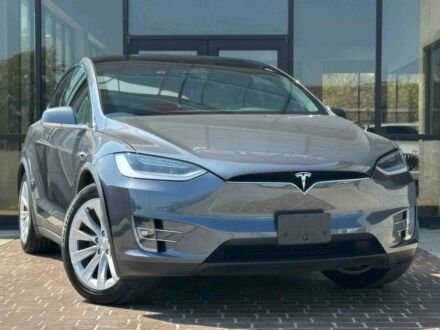 Сірий Тесла Модель Х, об'ємом двигуна 0 л та пробігом 32 тис. км за 8000 $, фото 1 на Automoto.ua