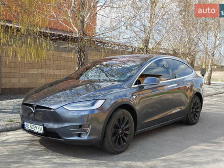 Тесла Модель Х 2020 у Дніпро (Дніпропетровську) на Automoto.ua Сірий Тесла Модель Х, об'ємом двигуна 0 л та пробігом 45 тис. км за 34500 $, фото 1 на Automoto.ua