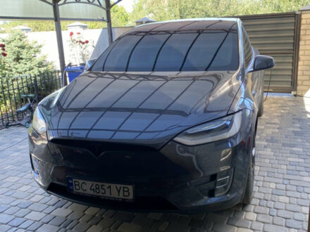 Сірий Тесла Модель Х, об'ємом двигуна 0 л та пробігом 52 тис. км за 35800 $, фото 1 на Automoto.ua