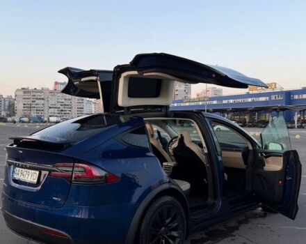 Синий Тесла Модель Х, объемом двигателя 0 л и пробегом 191 тыс. км за 19000 $, фото 4 на Automoto.ua