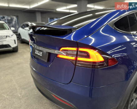 Синий Тесла Модель Х, объемом двигателя 0 л и пробегом 152 тыс. км за 28500 $, фото 13 на Automoto.ua