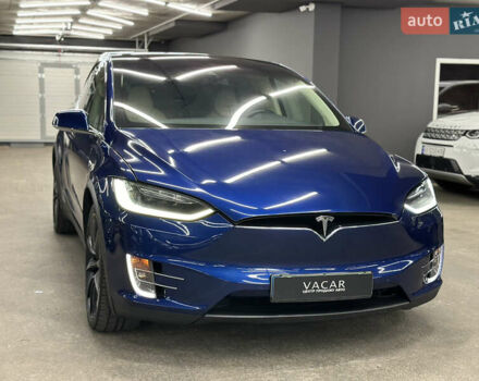 Синий Тесла Модель Х, объемом двигателя 0 л и пробегом 152 тыс. км за 28500 $, фото 9 на Automoto.ua