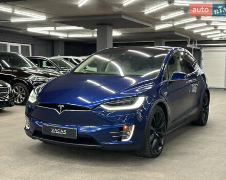 Синий Тесла Модель Х, объемом двигателя 0 л и пробегом 152 тыс. км за 28500 $, фото 2 на Automoto.ua