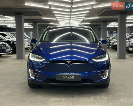 Синий Тесла Модель Х, объемом двигателя 0 л и пробегом 152 тыс. км за 28500 $, фото 1 на Automoto.ua