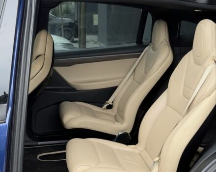 Синий Тесла Модель Х, объемом двигателя 0 л и пробегом 120 тыс. км за 18000 $, фото 4 на Automoto.ua