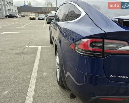 Синий Тесла Модель Х, объемом двигателя 0 л и пробегом 100 тыс. км за 23000 $, фото 29 на Automoto.ua