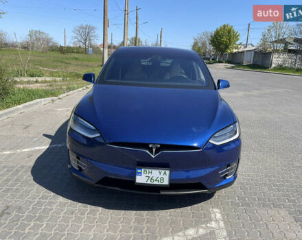 Синий Тесла Модель Х, объемом двигателя 0 л и пробегом 85 тыс. км за 21500 $, фото 4 на Automoto.ua