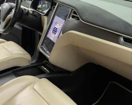 Синий Тесла Модель Х, объемом двигателя 0 л и пробегом 120 тыс. км за 18000 $, фото 5 на Automoto.ua