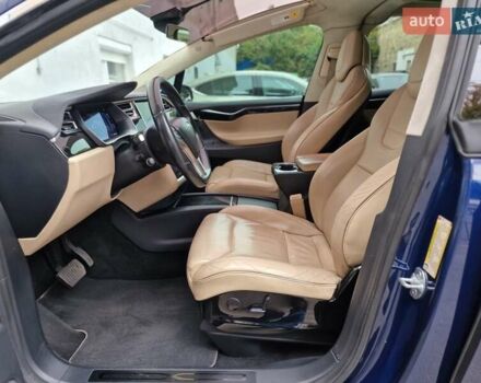 Синий Тесла Модель Х, объемом двигателя 0 л и пробегом 120 тыс. км за 20990 $, фото 47 на Automoto.ua
