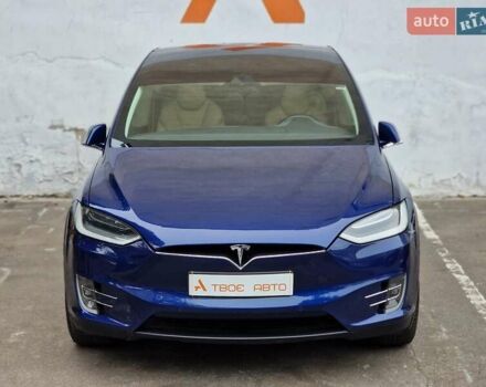 Синий Тесла Модель Х, объемом двигателя 0 л и пробегом 120 тыс. км за 20990 $, фото 3 на Automoto.ua