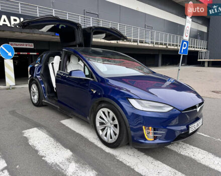 Синий Тесла Модель Х, объемом двигателя 0 л и пробегом 114 тыс. км за 26500 $, фото 3 на Automoto.ua