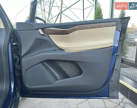 Синій Тесла Модель Х, об'ємом двигуна 0 л та пробігом 123 тис. км за 26700 $, фото 24 на Automoto.ua