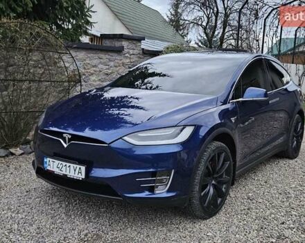 Синий Тесла Модель Х, объемом двигателя 0 л и пробегом 99 тыс. км за 27500 $, фото 6 на Automoto.ua