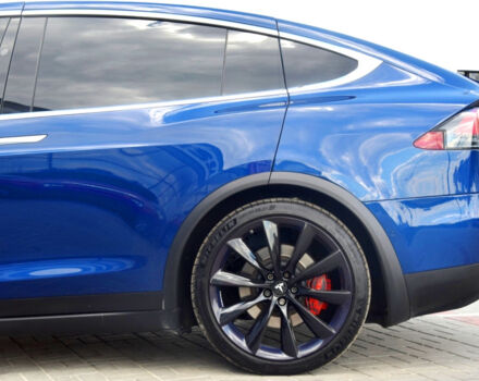 Синий Тесла Модель Х, объемом двигателя 0.1 л и пробегом 54 тыс. км за 53500 $, фото 28 на Automoto.ua