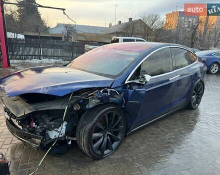 Синий Тесла Модель Х, объемом двигателя 0 л и пробегом 172 тыс. км за 9200 $, фото 1 на Automoto.ua