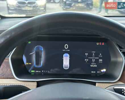 Синій Тесла Модель Х, об'ємом двигуна 0 л та пробігом 123 тис. км за 26700 $, фото 27 на Automoto.ua