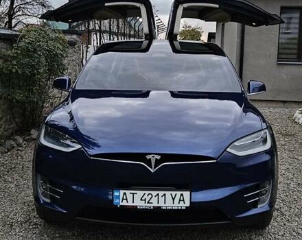 Синий Тесла Модель Х, объемом двигателя 0 л и пробегом 99 тыс. км за 27500 $, фото 6 на Automoto.ua