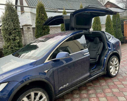 Синий Тесла Модель Х, объемом двигателя 0 л и пробегом 120 тыс. км за 29000 $, фото 3 на Automoto.ua
