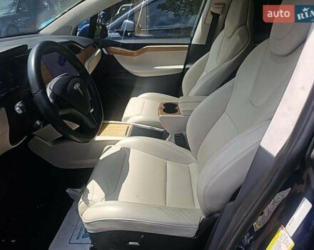 Тесла Модель Х 2018 у Києві на Automoto.ua Синій Тесла Модель Х, об'ємом двигуна 0 л та пробігом 156 тис. км за 28000 $, фото 5 на Automoto.ua
