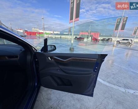 Синий Тесла Модель Х, объемом двигателя 0 л и пробегом 66 тыс. км за 34500 $, фото 59 на Automoto.ua