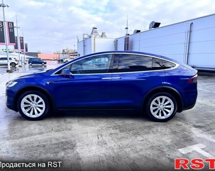 Синий Тесла Модель Х, объемом двигателя 100 л и пробегом 66 тыс. км за 34500 $, фото 3 на Automoto.ua